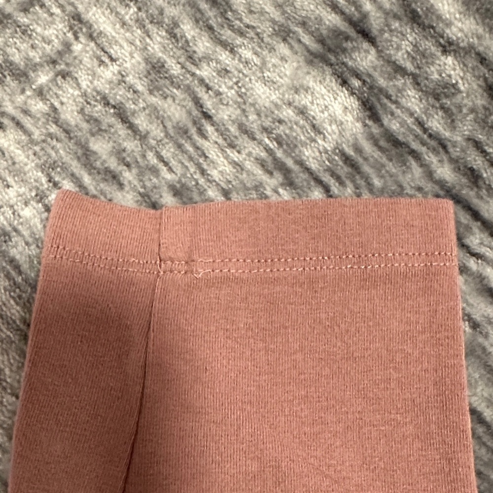 Adidas Women's peach Leggings EUC - Picture 3 of 8